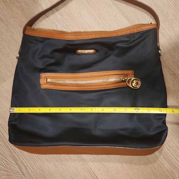 Michael Kors handbag - Picture 13 of 14